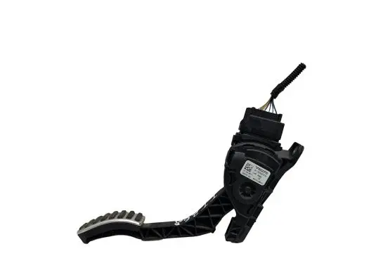 Volvo V60 Accelerator throttle pedal 31329373