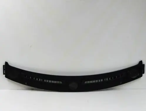 Tesla Model S Quarter panel pressure vent 