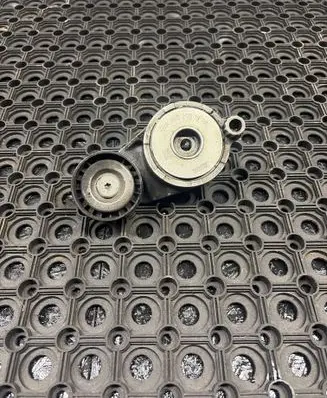 Mercedes-Benz CLS C218 AMG Alternator belt tensioner A6422001970