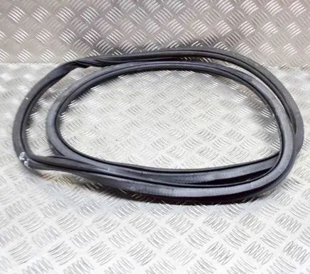 Audi A3 S3 8V Rubber seal front door (on door) 8V5831721