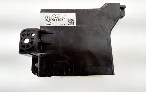 Toyota Verso Climate control unit 886500F100