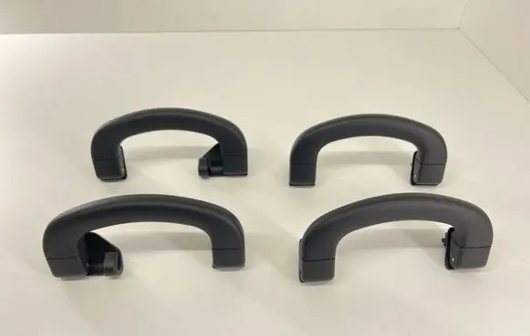 Alfa Romeo Stelvio A set of handles for the ceiling 