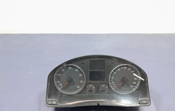 Volkswagen Golf V Speedometer (instrument cluster) 1K0920851F