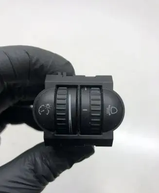 Volkswagen Golf V Headlight level height control switch 1K0941333A