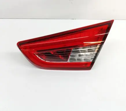 Maserati Ghibli Tailgate rear/tail lights 670109149
