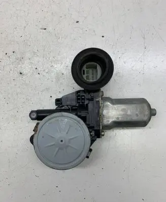 Lexus IS 220D-250-350 Rear door window regulator motor 8571058010 0620401760