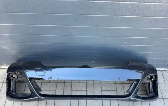 BMW 5 G30 G31 G38 Front bumper 8098644
