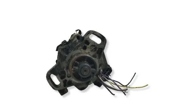 Mazda 323 F Spark distributor T2T60371