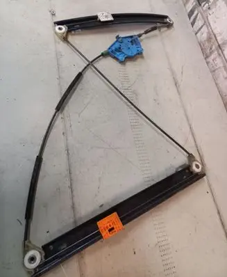 Audi A4 S4 B7 8E 8H Front window lifting mechanism without motor 8E0817402B