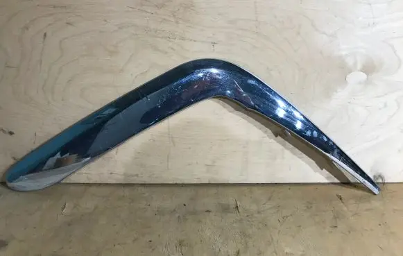 Jaguar XJ X308 Front bumper splitter molding HNC6534AB HNC6534BB JC6534B