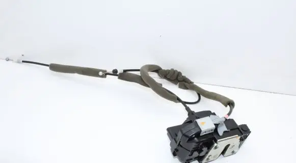 Nissan Leaf II (ZE1) Rear door lock