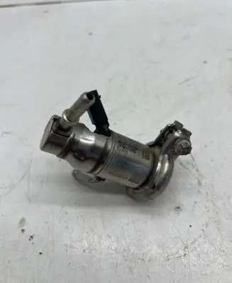 Mercedes-Benz GLE W167 AdBlue injector A0004904100 EA0002 2018802423202