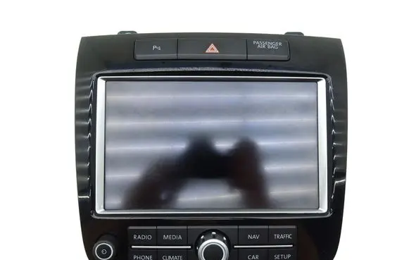 Volkswagen Touareg II Navigation unit CD/DVD player 7P6919603