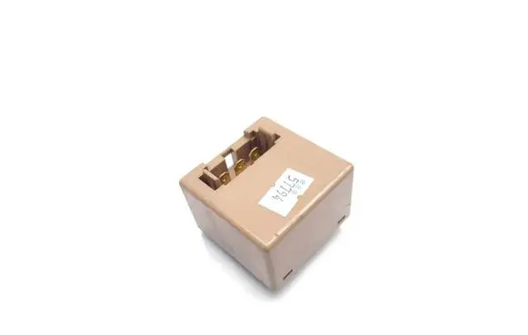 Mitsubishi Pajero Oil pressure relay MD369969 0680005280