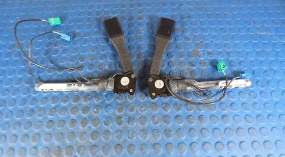 Opel Corsa E Front seatbelt buckle CART13427748 13427748 13427749