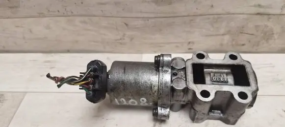 Toyota Corolla Verso AR10 EGR valve 256200R010 VN1350007140 1350007140