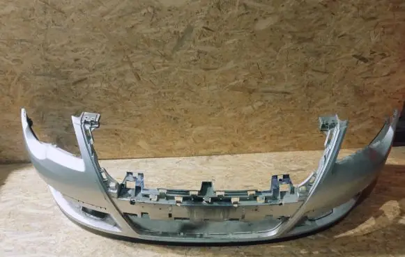 Volkswagen PASSAT B6 Front bumper