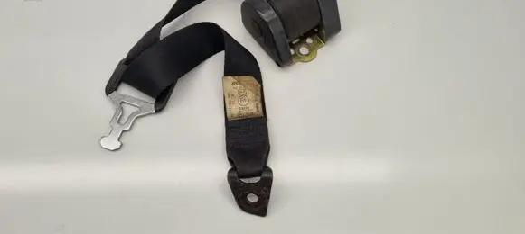 Mercedes-Benz COMPAKT W115 Rear seatbelt 1238601885
