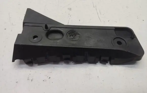 Audi A4 S4 B6 8E 8H Front bumper mounting bracket 8E0807284 8E0807284A