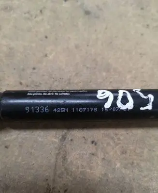 Mazda 3 I Tailgate/trunk strut/damper 91336 425N 1187178