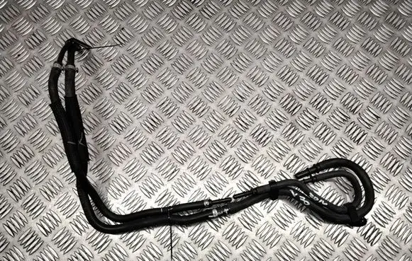 Volvo V70 Fuel line/pipe/hose 
