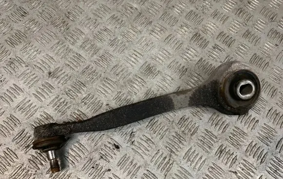 Mercedes-Benz C W204 Front lower control arm/wishbone