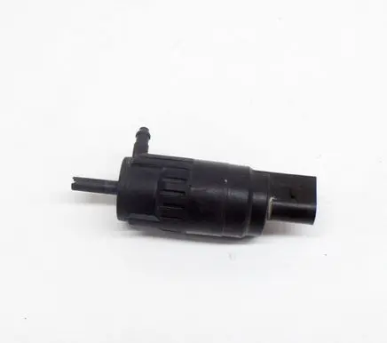 Audi A3 S3 8V Windscreen/windshield washer pump 1K5955651