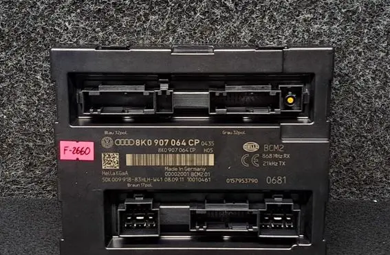Audi A5 8T 8F Comfort/convenience module 8K0907064CP
