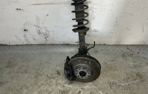 Volkswagen Caddy Front wheel hub spindle knuckle