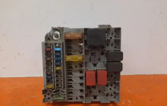 Fiat Panda 141 Fuse box set 46841645