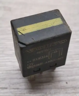 Volvo V70 Other relay 8651661