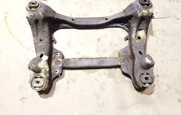 Toyota Yaris Front subframe
