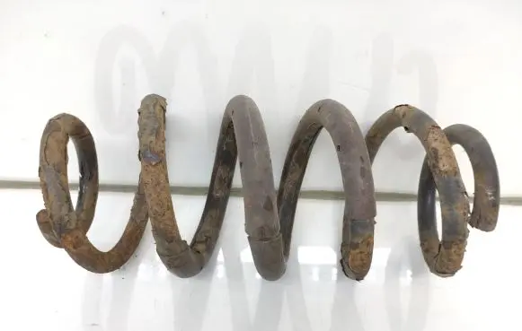 Toyota RAV 4 (XA30) Rear coil spring