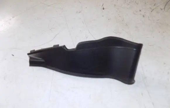 Nissan X-Trail T33 Fender end trim 66895-6RA1A