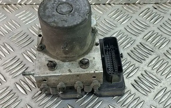 Mercedes-Benz Sprinter W906 ABS Pump 2265106513