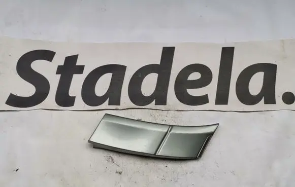 Mercedes-Benz S W140 Rear fender molding trim A1406907840 1406907840