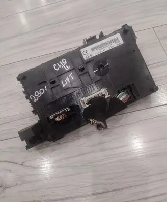 Renault Clio III Other control units/modules P8200065817