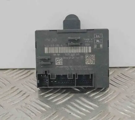 Audi A3 S3 8V Door control unit/module 5Q0959595A