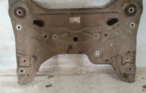 Opel Vivaro Front subframe