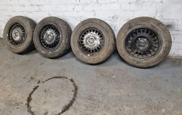 BMW 5 E34 R15 alloy rim 1179761 KBA41448