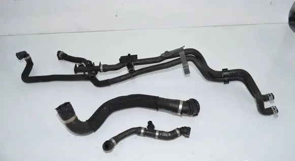 BMW 5 G30 G31 G38 Engine coolant pipe/hose 8597660 17128597660 8581029