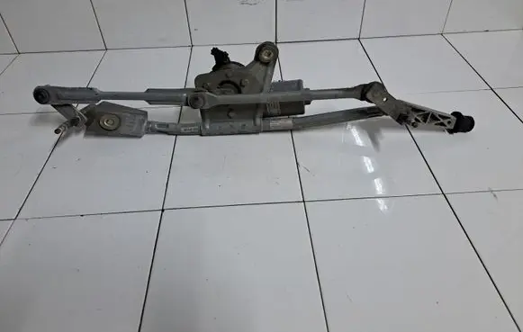 Volvo S60 Front wiper linkage and motor 404606 8624239