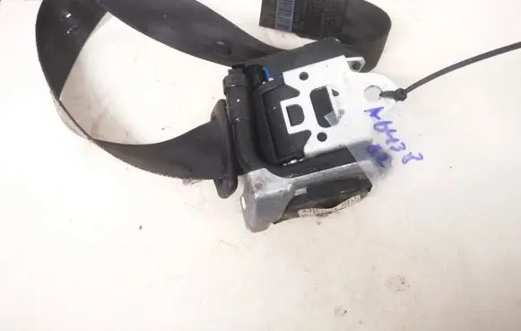 Audi A6 S6 C5 4B Rear seatbelt 4b9857805c