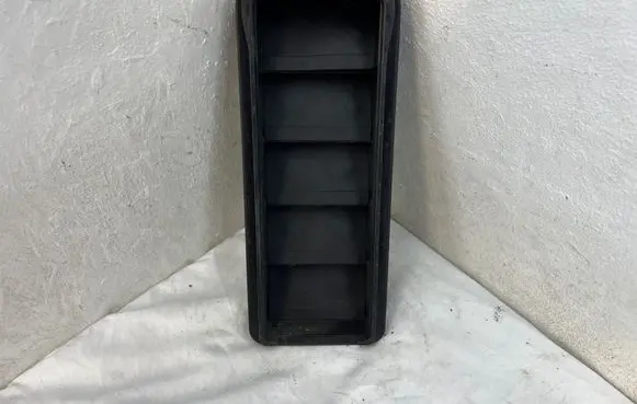 Jaguar XE Fender grill GX63280B62AA