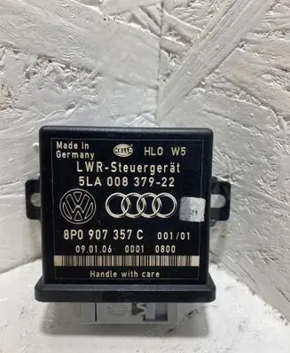Audi A6 S6 C6 4F Light module LCM 5LA00837922 8P0907357C