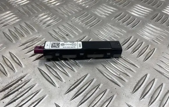 Volkswagen Beetle A5 Aerial antenna amplifier 5C5035552D