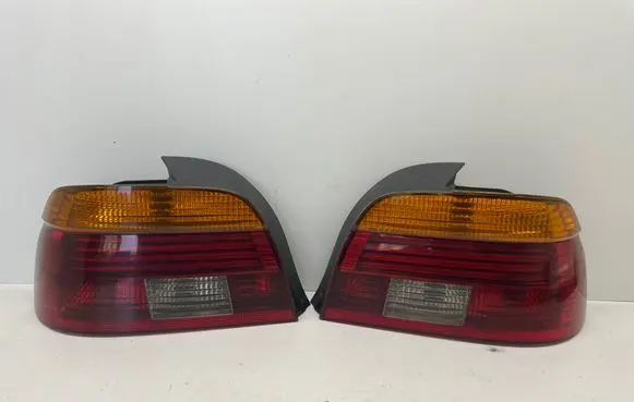 BMW 5 E39 Rear/tail lights set 6900210 6900209