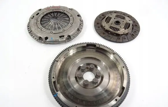 Volkswagen Up Clutch set kit 04C141025N 04C141032D