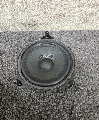 Mercedes-Benz GLC X253 C253 Front door speaker A2228200202
