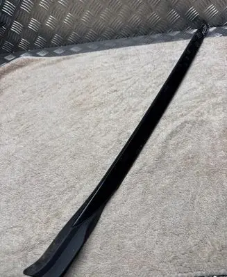 Windshield trim